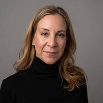 Breanda Headshot