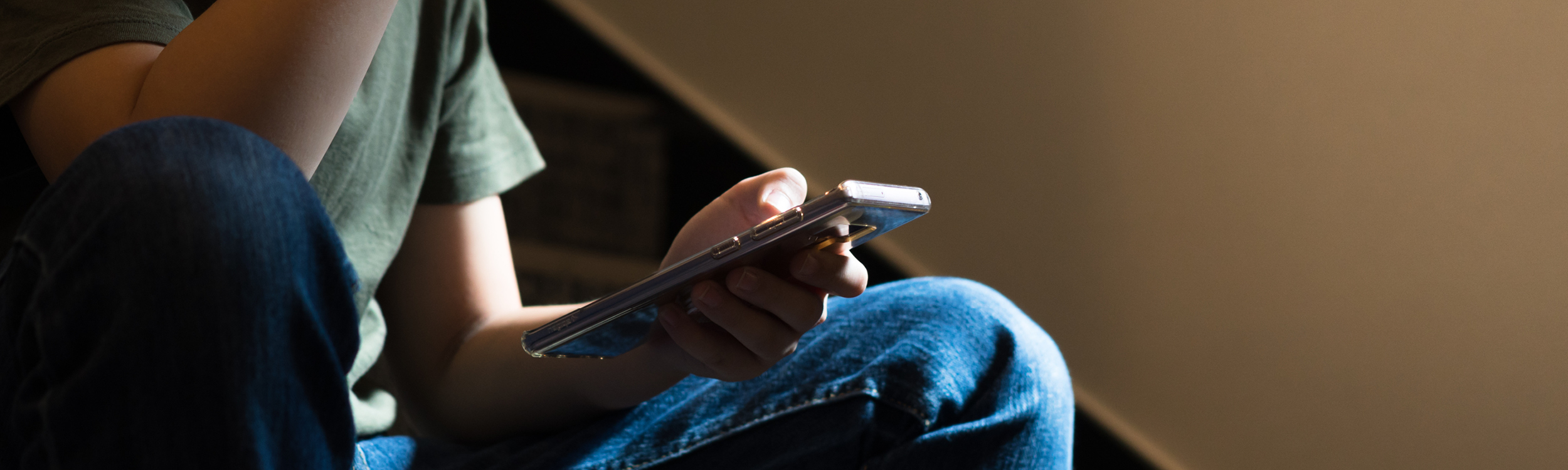 Student with mobile device