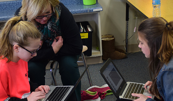 CASE STUDY - Huntley Community School District 158 - SocialFeatured